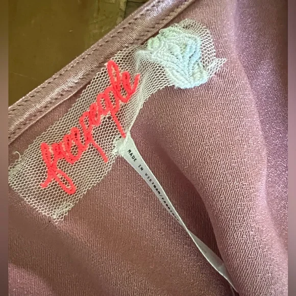 Free People‎ Beatrice Satin Maxi Dress Pink/rose size 8 NWT - Picture 14 of 16